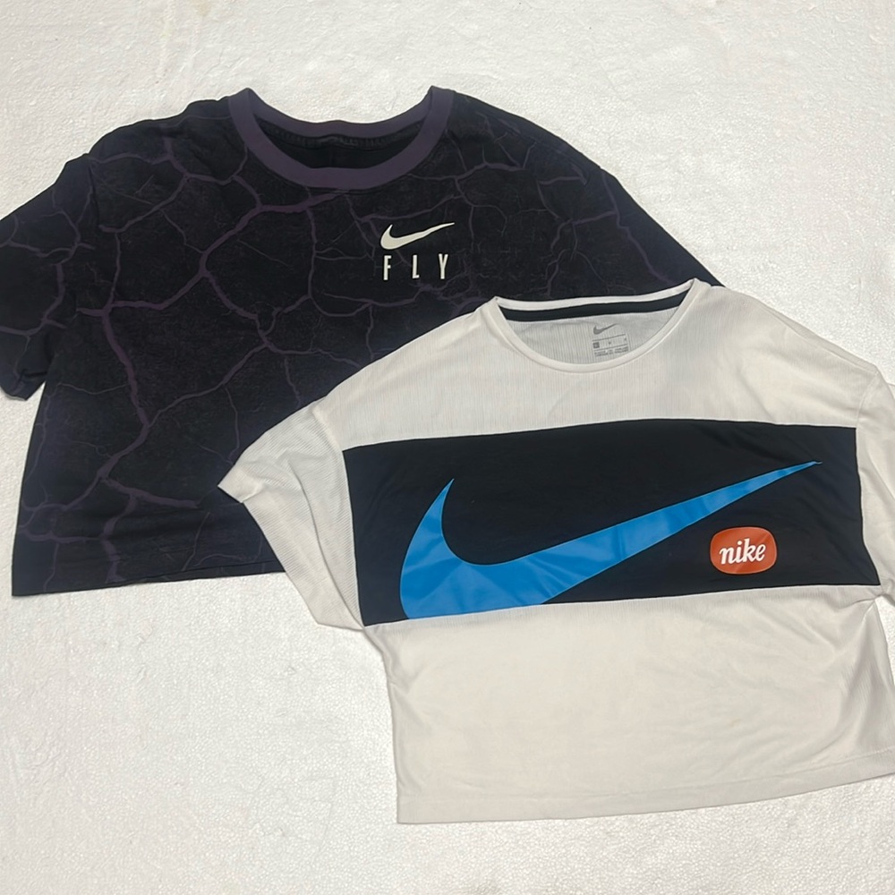 2 Nike crop logo tees